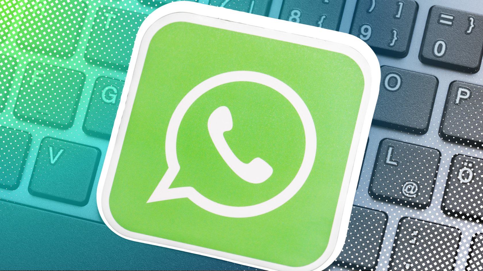 Das WhatsApp-Logo auf einer Tastatur